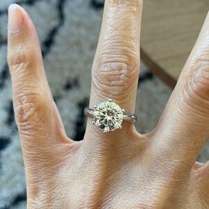 3-carat Moissanite Diamond Ring (pass Diamond Test) in Sterling Silver - Size 5